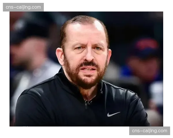 赛事述评:尼克斯赛季末段十连胜,锡伯杜的八人轮换引发健康讨论 赛事述评:尼克斯赛季末段十连胜,锡伯杜的八人轮换引发健康讨论